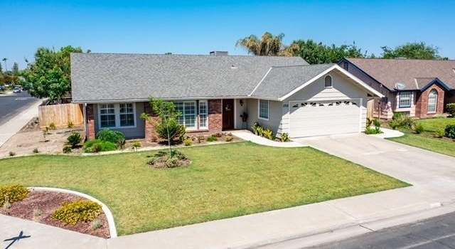 Photo of 2702 Burl Ct, Hanford, CA 93230