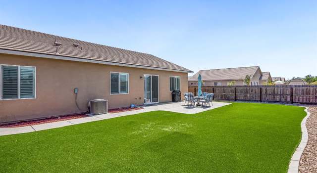 Photo of 1768 W Summer Blossom Way, Hanford, CA 93230