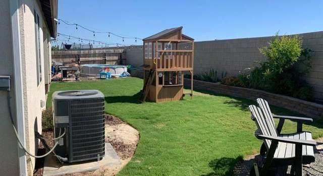 Photo of 1429 Wren Dr, Hanford, CA 93230