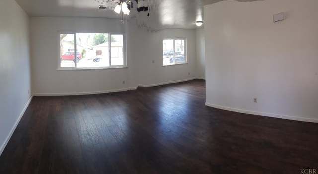 Photo of 951 Olive Ave, Hanford, CA 93230