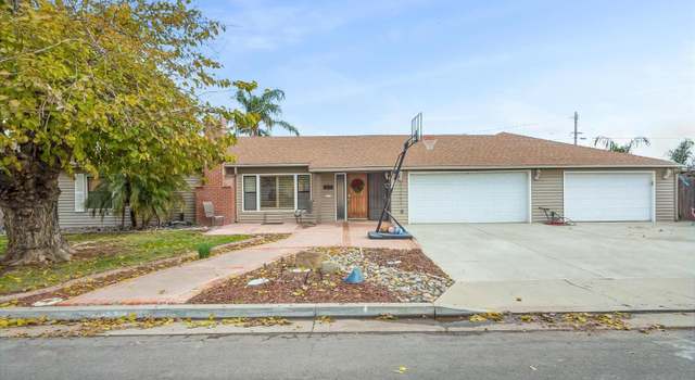 Photo of 1821 Mulberry Dr, Hanford, CA 93230