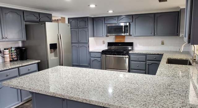 Photo of 2483 Aspen St, Hanford, CA 93230
