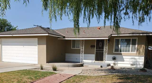 Photo of 384 W Spring Ln, Lemoore, CA 93245