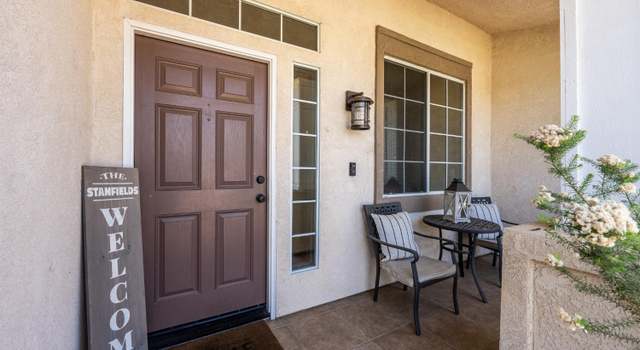 Photo of 921 W Pepper Dr, Hanford, CA 93230