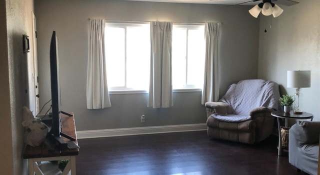 Photo of 99 W Burlwood Ln, Lemoore, CA 93245