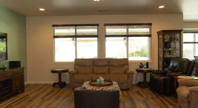 Photo of 1054 Geneva Dr, Lemoore, CA 93245