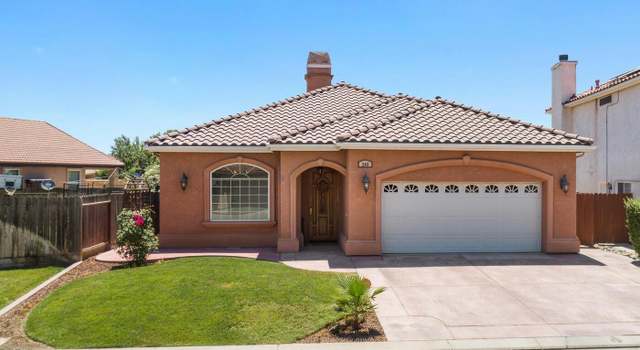 Photo of 249 Lake Dr, Lemoore, CA 93245