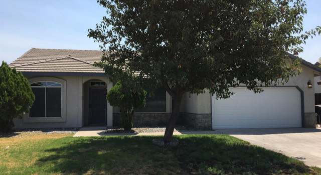 Photo of 1184 E Cinnamon Dr, Lemoore, CA 93245