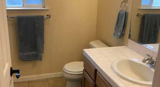 Photo of 854 Driftwood Ave, Lemoore, CA 93245