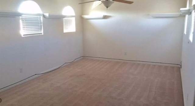 Photo of 1899 W Claridge Way, Hanford, CA 93230