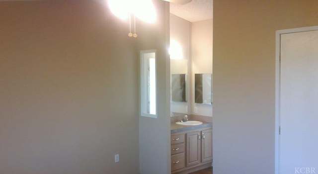 Photo of 20143 Elgin Ave, Lemoore, CA 93245