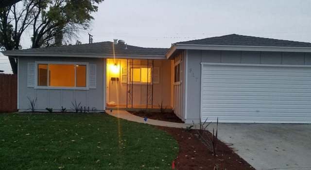 Photo of 917 E Myrtle St, Hanford, CA 93230