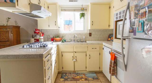 Photo of 558 Ash St, Lemoore, CA 93245
