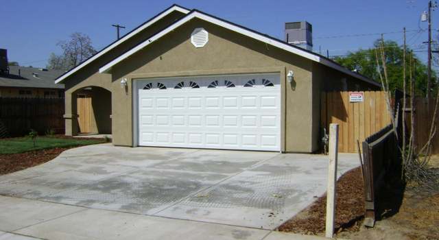 Photo of 404 E 9th St, Hanford, CA 93230
