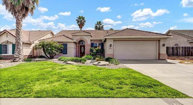 Photo of 821 W Sandstone Ct W, Hanford, CA 93230