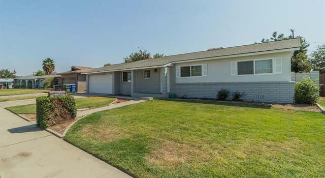 Photo of 1055 Laurel Ln, Lemoore, CA 93245