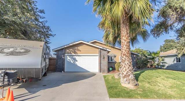 Photo of 1936 N Woodridge Way, Hanford, CA 93230