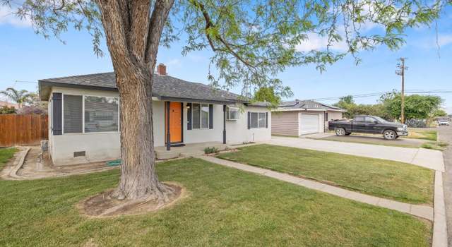 Photo of 210 W Colonial Dr, Hanford, CA 93230