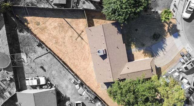 Photo of 1888 Balsley Ct, Hanford, CA 93230