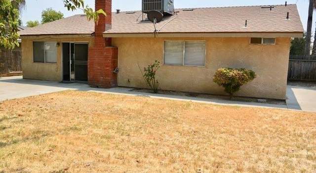 Photo of 1054 Moffat Dr, Hanford, CA 93230