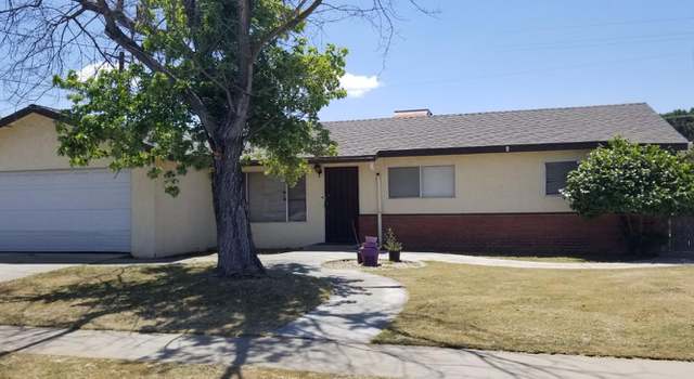 Photo of 809 Clover Ln, Hanford, CA 93230