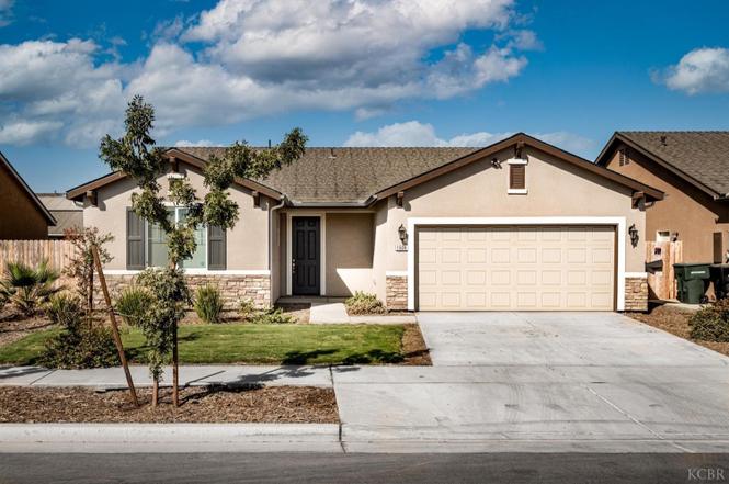 1604 Sidonia St, Hanford, CA 93230 | MLS# 220845 | Redfin