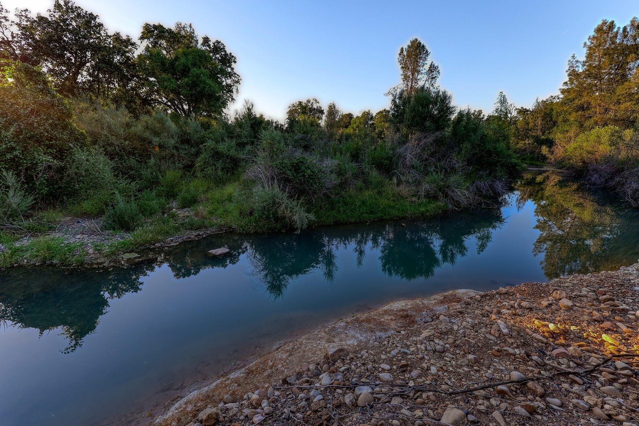 11445-deschutes-rd-bella-vista-ca-96008-mls-22-3228-redfin