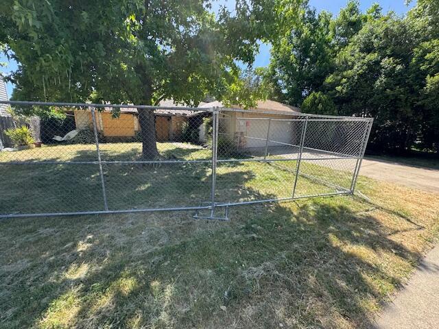 20x20x6 kennel commited