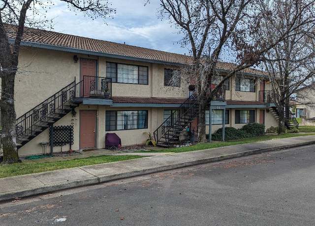 Property at 1313 Lancers Ln, Redding, CA 96003