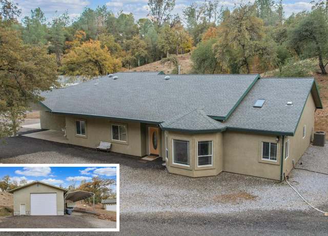 Property at 2900 Puma Trl, Redding, CA 96001, 4 beds, 2.5 baths