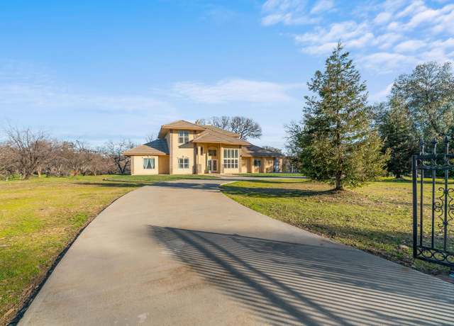 Property at 14860 Oak Knoll Dr, Red Bluff, CA 96080, 3 beds, 4 baths