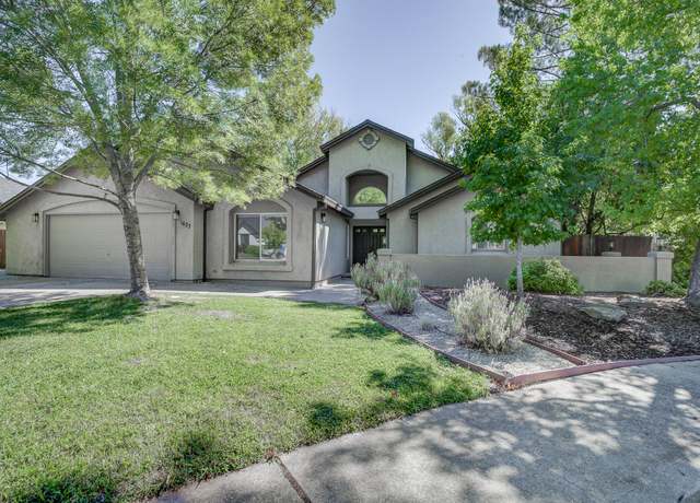 Property at 1633 Wee Burn Ct, Redding, CA 96003, 4 beds, 2 baths