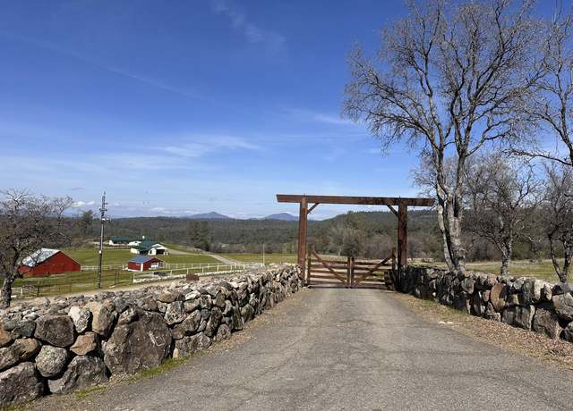 Property at 26602 Snider Ranch Rd, Oak Run, CA 96069, 2 beds, 2.5 baths