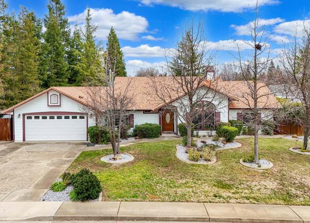 Property at 19271 Lexington Ln, Redding, CA 96003, 3 beds, 2 baths