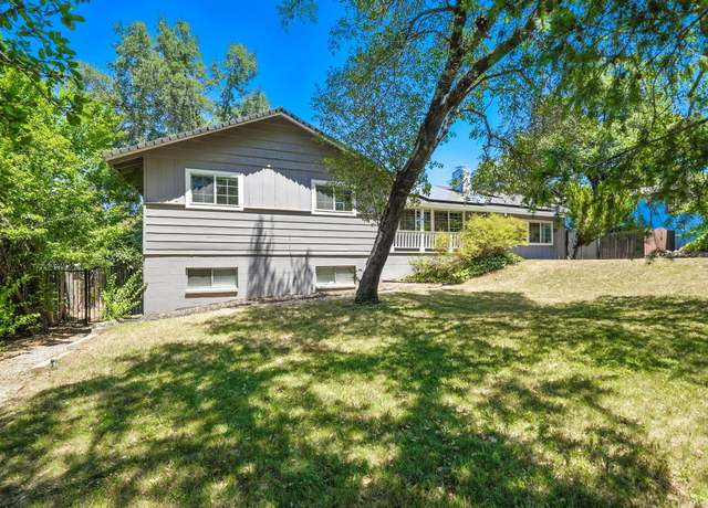 Property at 1448 Carter Way, Redding, CA 96002, 4 beds, 4 baths