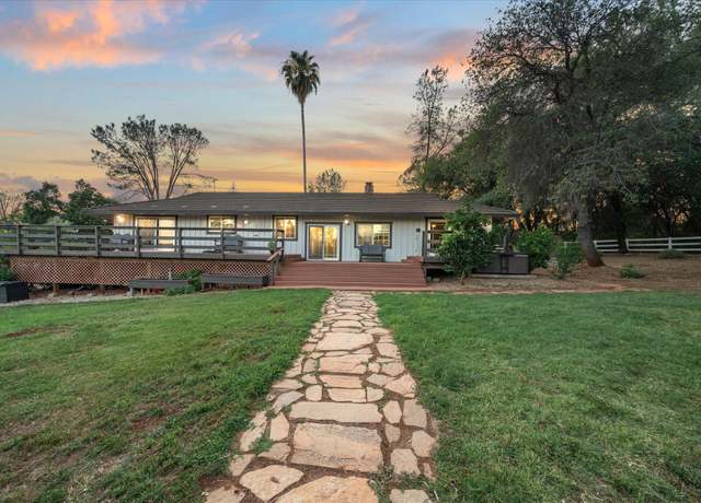 Property at 19396 Natalie Way, Redding, CA 96003, 4 beds, 2.5 baths