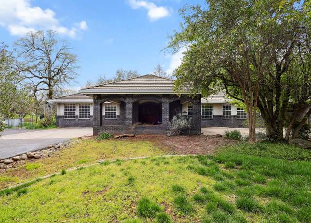 Property at 13126 Fernie Way, Redding, CA 96003, 4 beds, 4 baths
