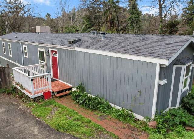 Property at 14839 Lamoine Dr, Redding, CA 96003, 3 beds, 2 baths