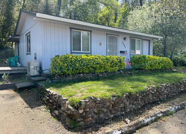 Property at 1703 Kenyon Dr, Redding, CA 96001, 2 beds, 2.5 baths