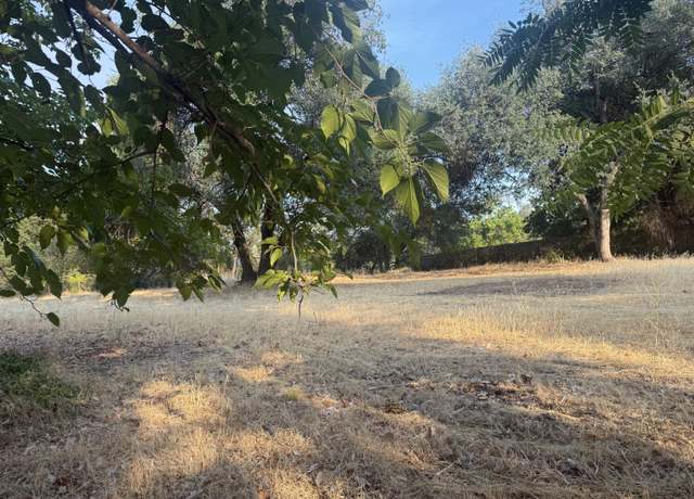 Property at 3293 Middleton Ln, Redding, CA 96002