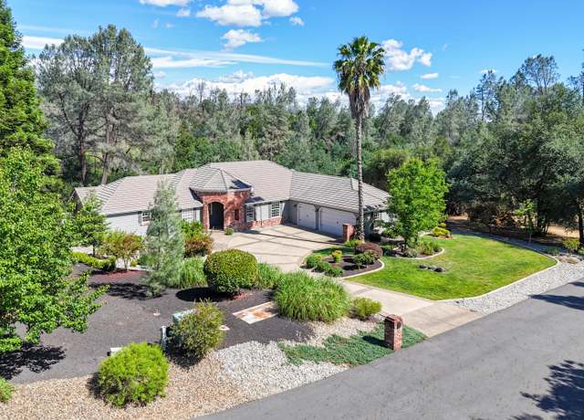 Property at 13477 Tierra Heights Rd, Redding, CA 96003, 4 beds, 3 baths