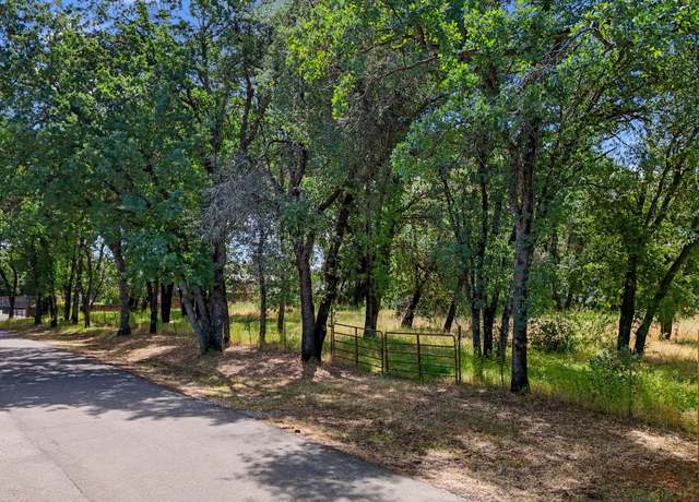 Property at 2375 Marilyn Ave, Redding, CA 96002