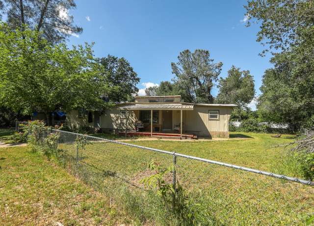 Property at 17850 Peterson Ln, Redding, CA 96003, 2 beds, 2 baths