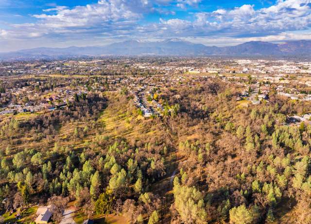 Property at 5976 Sierra Dr, Redding, CA 96003