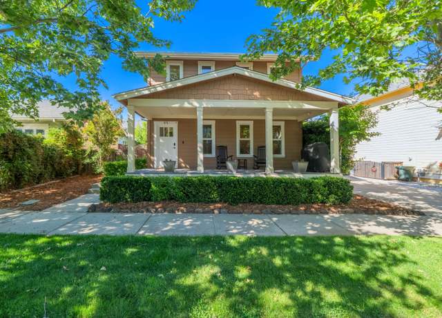 Property at 876 Kite Ln, Redding, CA 96001, 2 beds, 1.5 baths
