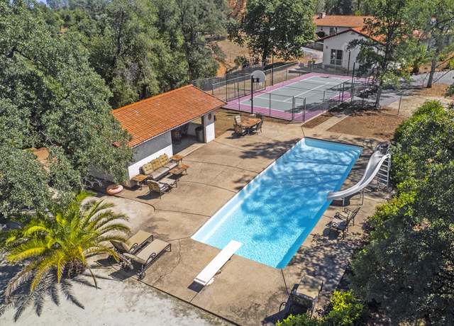 Property at 17832 Windsor Ln, Anderson, CA 96007, 3 beds, 3 baths