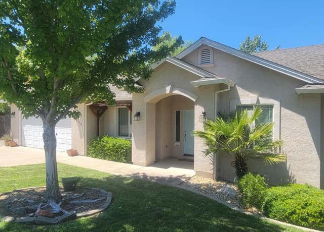 Property at 1050 Hillsdale Ct, Redding, CA 96003, 3 beds, 2 baths