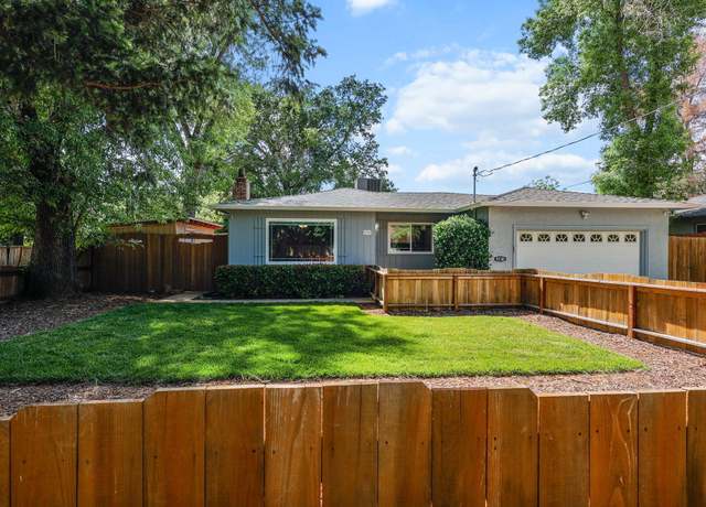 Property at 5730 E Bonnyview Rd, Redding, CA 96001, 3 beds, 1.5 baths