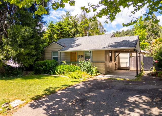 Property at 1556 Santa Fe Ave, Redding, CA 96003, 2 beds, 2 baths