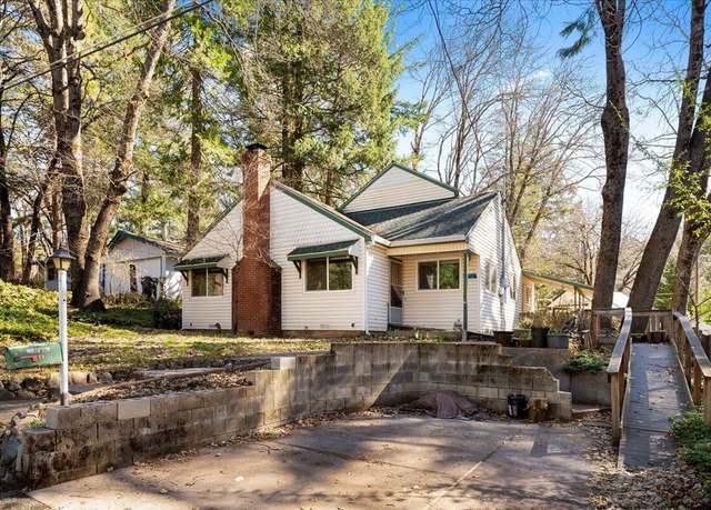 Property at 4418 Gleaves Ave, Dunsmuir, CA 96025, 3 beds, 1.5 baths